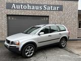 Volvo XC90 D5 Momentum*LEDER*AHK*TÜV* - Volvo XC90 aus 2004: Geländewagen