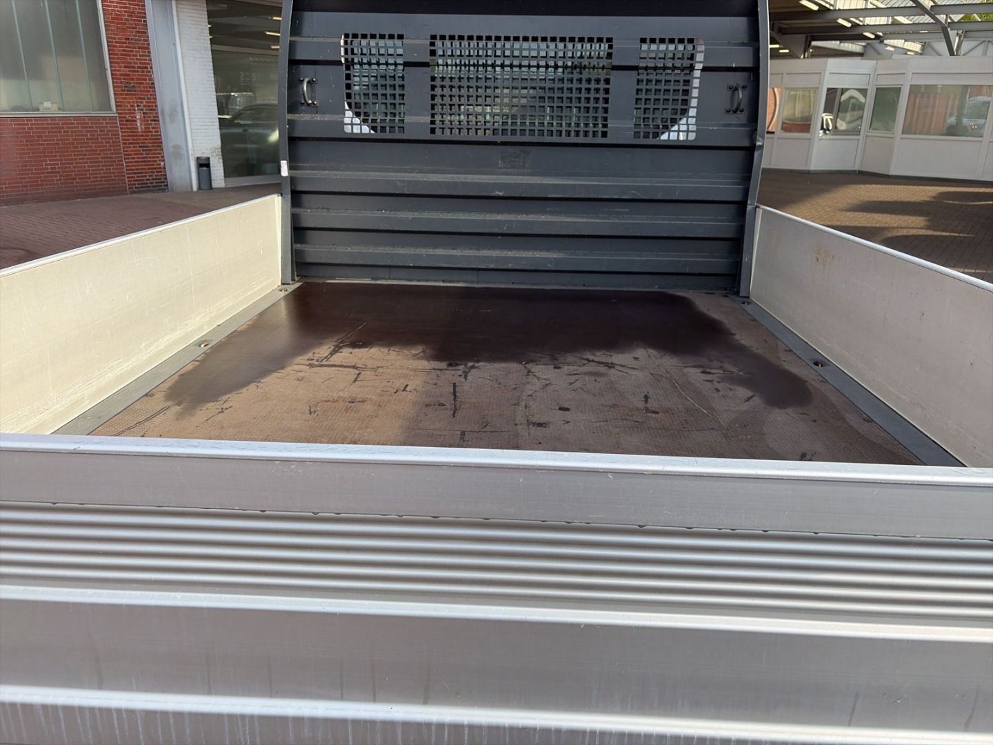 Fahrzeugabbildung Ford Transit Pritsche 350 L3 DoKa Trend StandHZG AHK