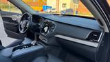 Volvo XC90 B5 Ult Bright B&W Standheizung Pano Massage - gebrauchte Volvo XC90 aus dem Jahr 2023