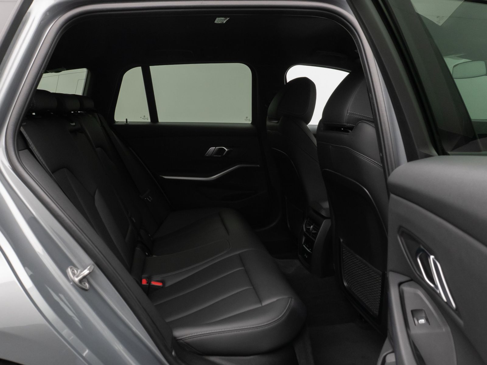 Fahrzeugabbildung BMW 330e xD M Sport Kamera DAB HUD Lenkradheizung