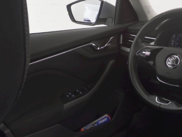 Kamiq TOUR TSI DSG+NAVI+RÜCKFAHRKAMERA+SITZ-/LEN