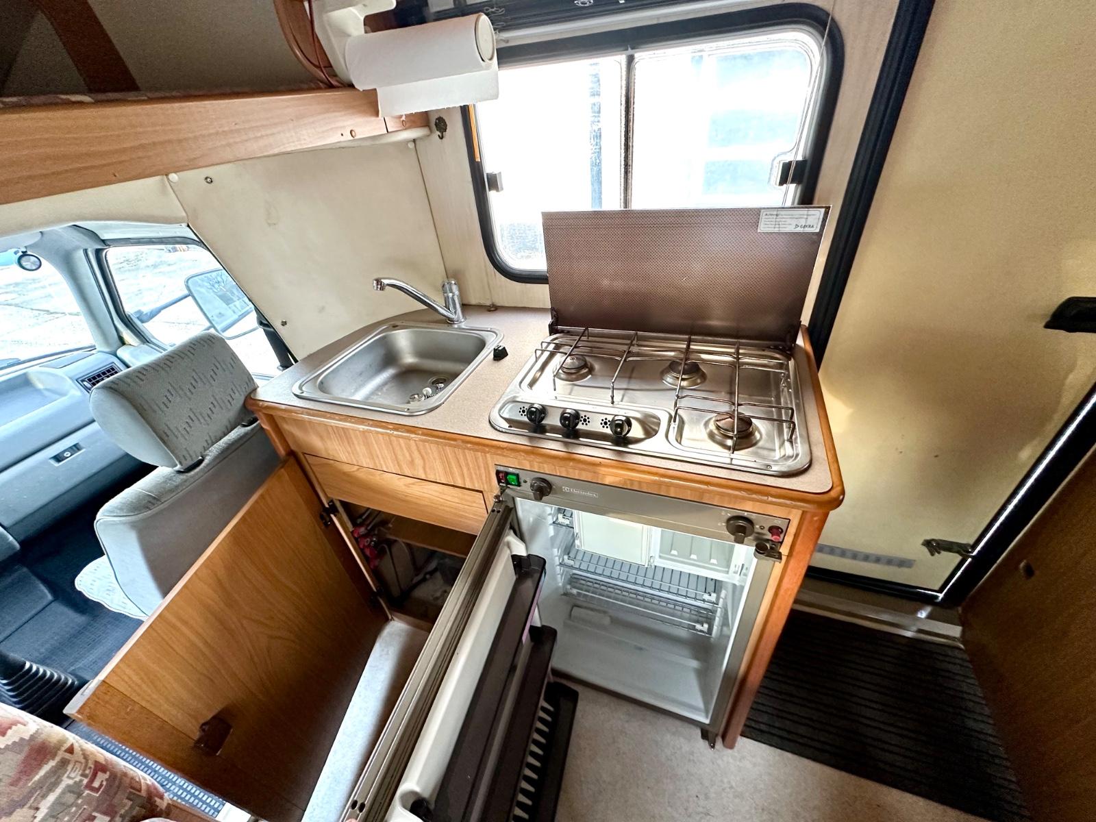 Volkswagen T4 2.4 D Wohnmobil Tüv NEU+WC+Dusche+Küche