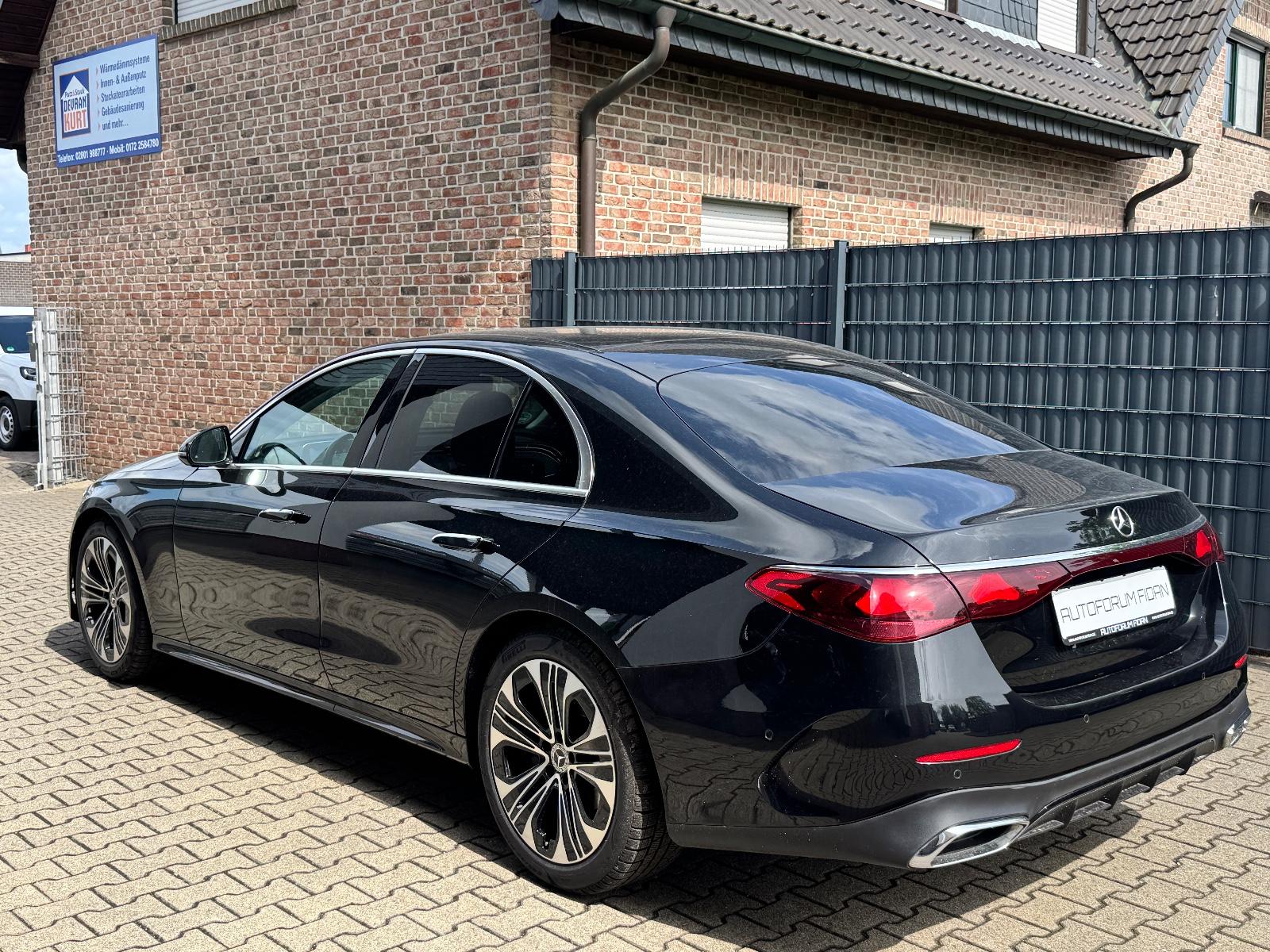 Mercedes-Benz E 200 AMG-LINE KAMERA|NAVI|KLIMA|SHZ|CARPLAY|LED