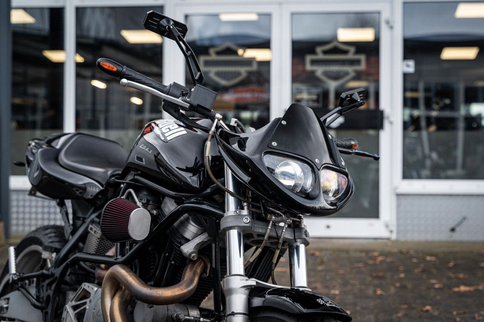 Fahrzeugabbildung Buell CYCLONE Sport Luftfilter Supertrapp Auspuff
