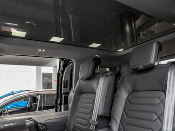 Ford Tourneo Custom Bus 340 L1 Elektro Titanium X