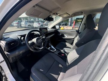 Toyota Yaris - 12