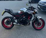 Kawasaki Z650 - Herstellergarantie, TÜV, rote Details - Angebote