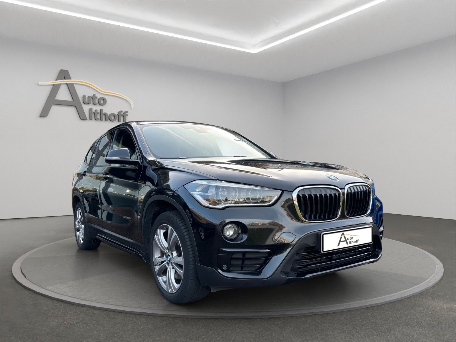 BMW X1xDrive20d AUT. Sport Line LED KAM PARK NAV