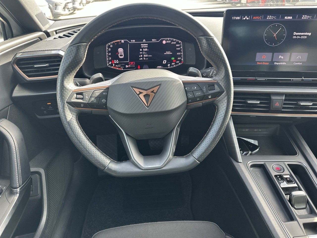 Fahrzeugabbildung CUPRA Leon Sportstourer 1.5 eTSI 150 PS DSG - mit KI generiert/bearbeitet
