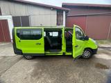 Renault Trafic Combi 8-Sitzer * Klima *58000 km * L2 - Renault: Grün