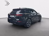 Audi Q6 SUV e-tron quattro*TechPro*HUD*PANO*AHK* - schwarze Audi Q6 e-tron
