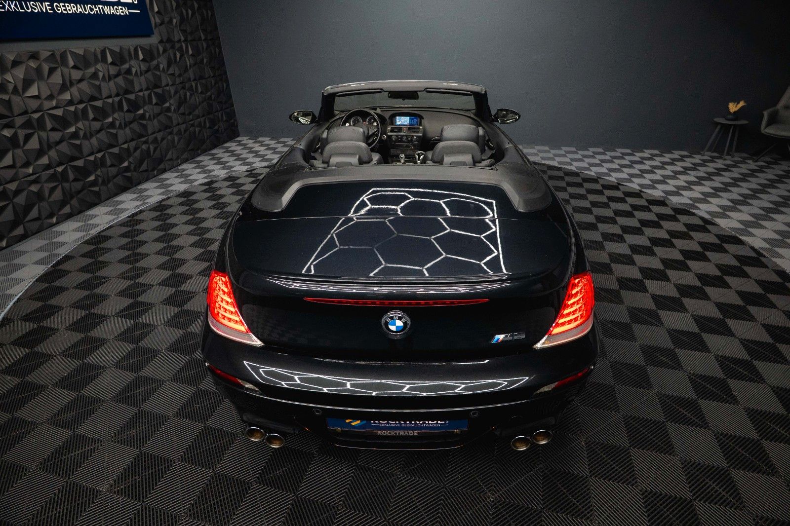 Fahrzeugabbildung BMW M6 Cabrio 5.0 V10 SMG Carbon *Head Up*Bi-Xenon*