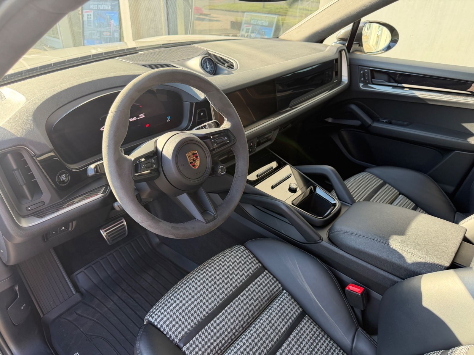 Porsche Cayenne Coupe S Leichtbau/Pepita/Luft/HA-Lenkung foto 18