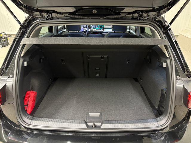 Golf VIII Energy 1.5 eTSI DSG RFK LED NAVI SHZ