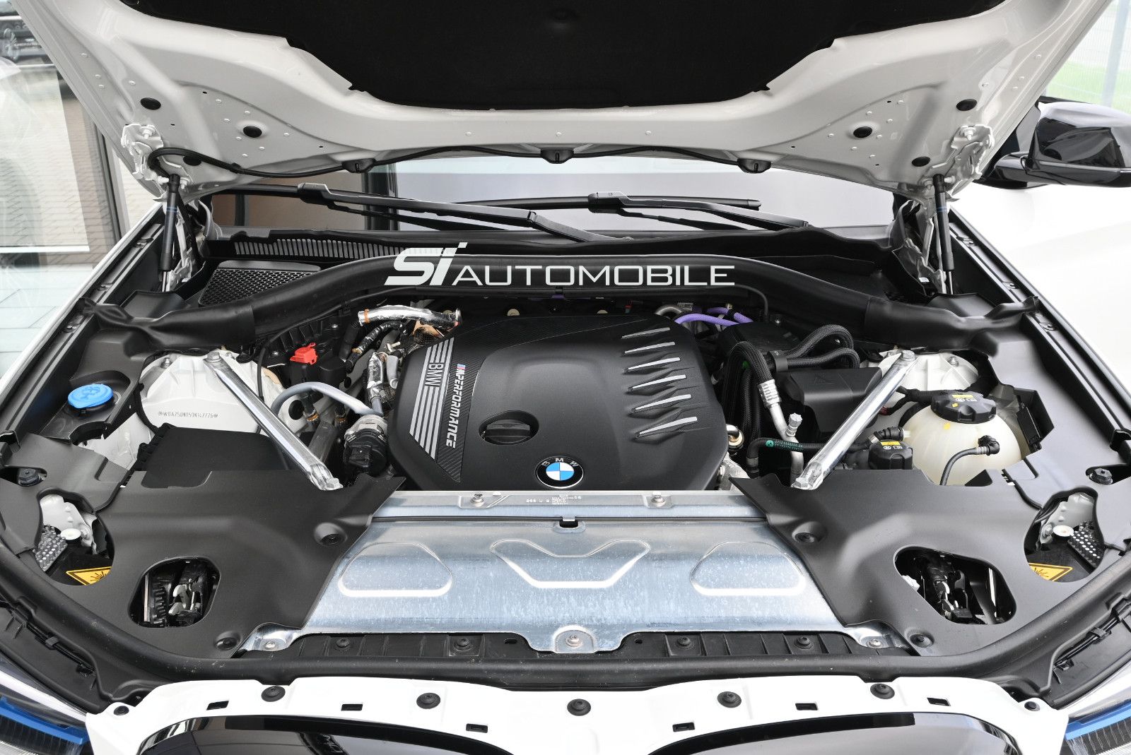 Fahrzeugabbildung BMW X3 M40d °ACC°AHK°HARMAN°M-SITZE°STANDHEIZ.°360°