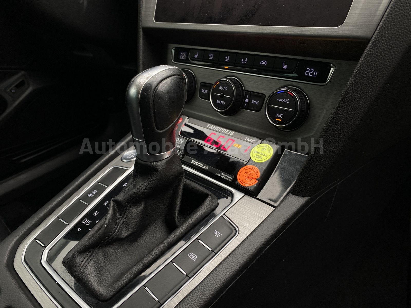 Fahrzeugabbildung Volkswagen Passat Variant TDI DSG *TAXI* TAXAMETER+TOP 3227