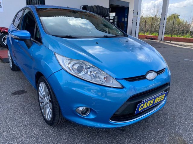 Ford Fiesta 1.6 TDCi 90CV 5 porte DPF Titanium