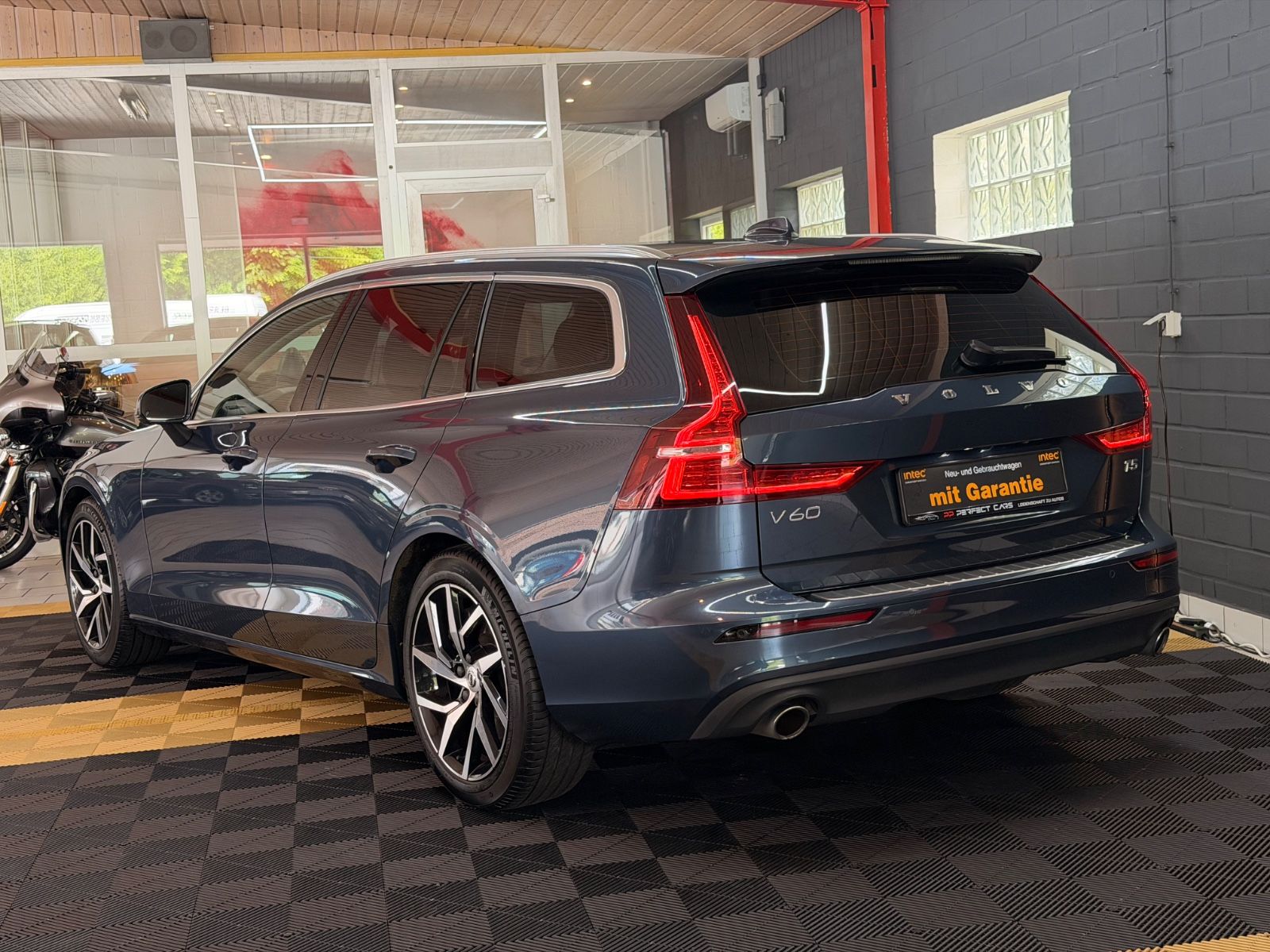 VOLVO V60 V60 T5 Kombi 2.Hand|Service Neu|LED|Kamera|EL.HK Vorschau 3
