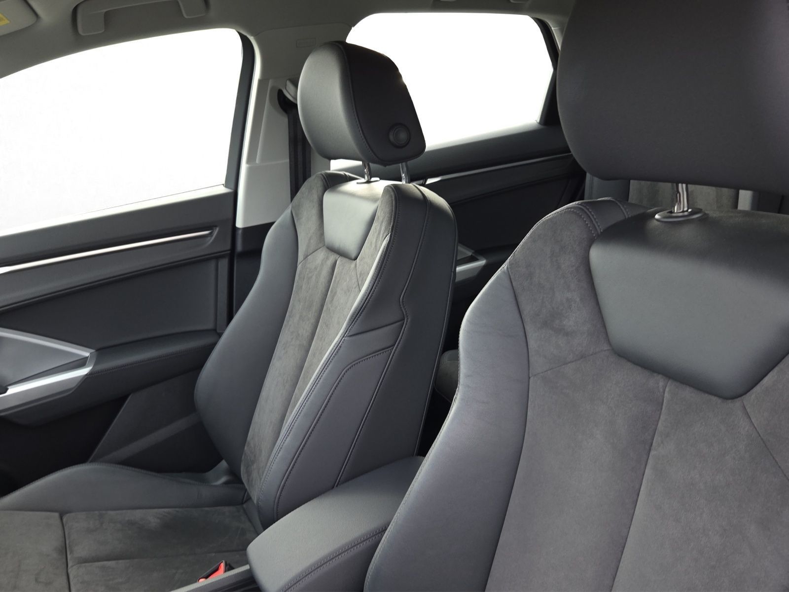 Audi Q3 - Bild 10