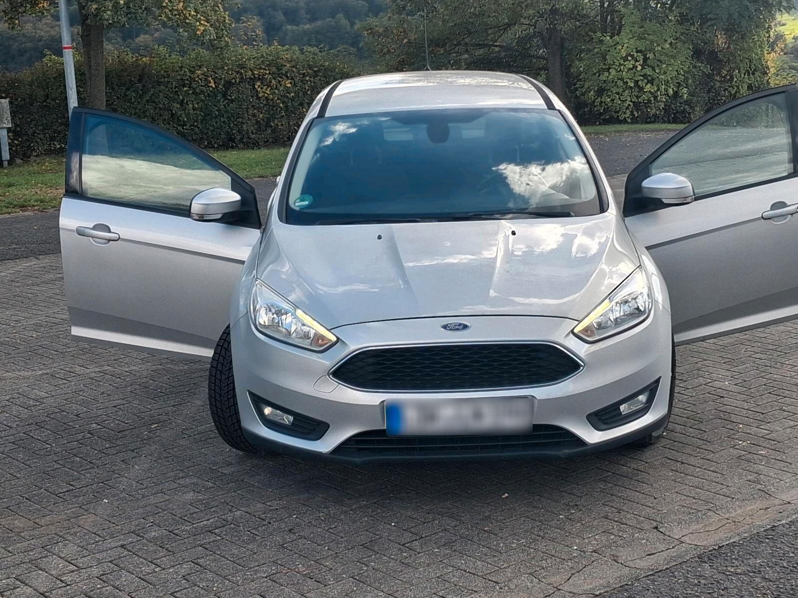 Ford Focus 2015 — photo 6
