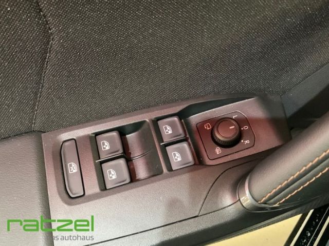 Fahrzeugabbildung CUPRA Formentor 1,5 eTSI 110 Navi Digitales Cockpit LE