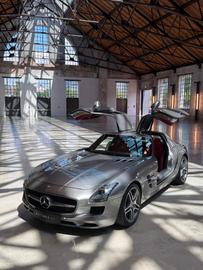 صورة مصغرة 12 لـ 2010 Mercedes-BENZ SLS AMG