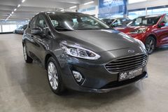 Fahrzeugabbildung Ford Fiesta Titanium 5-trg KLIMA + Winter Paket + DAB