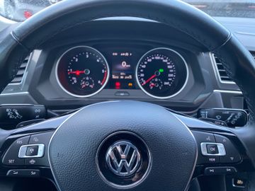 Bild 11 VW TIGUAN HIGLINE NAVI WINTERPAKET AUTOMATIK