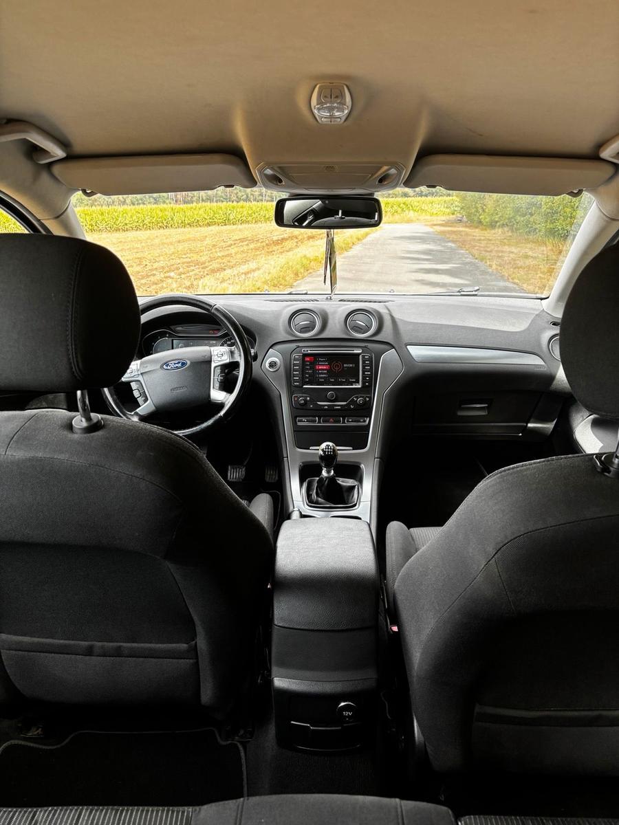 Ford Mondeo 2013 — photo 5