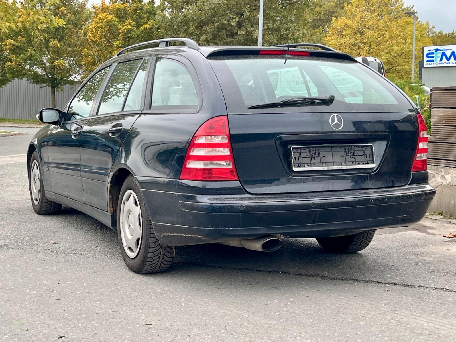 Mercedes-Benz C180 2005 — engine 1.796 cm³, 143 HP (105kW)