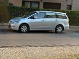 Mitsubishi Grandis - Mitsubishi Grandis: Kleinbus