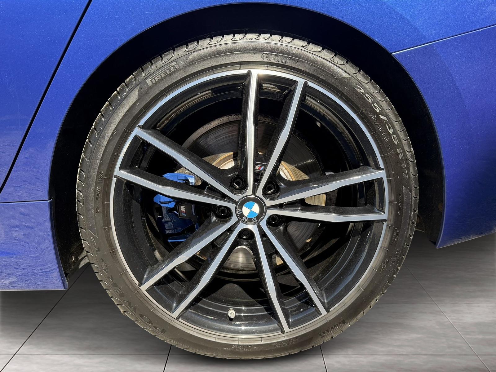 BMW 330i M Sport HeadUp LiveCockp Prof ACC HarmanKar