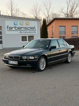 BMW E38 740iA - BMW 740: E38 740i
