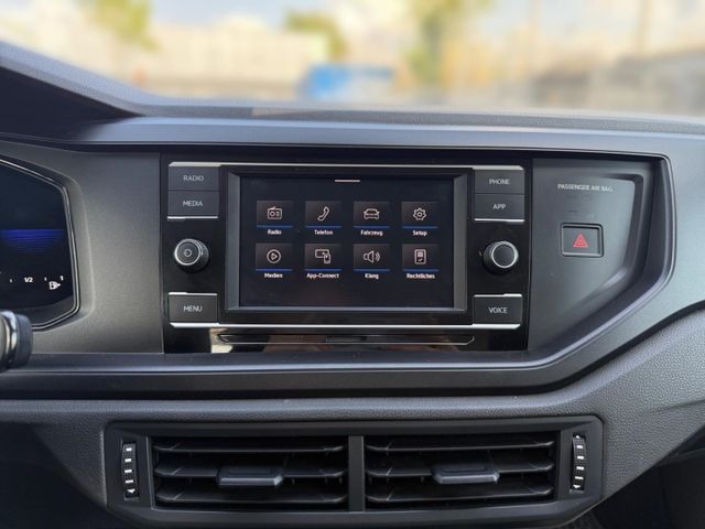 Polo VI Basis 1.0 DAB PDCv+h Bluetooth