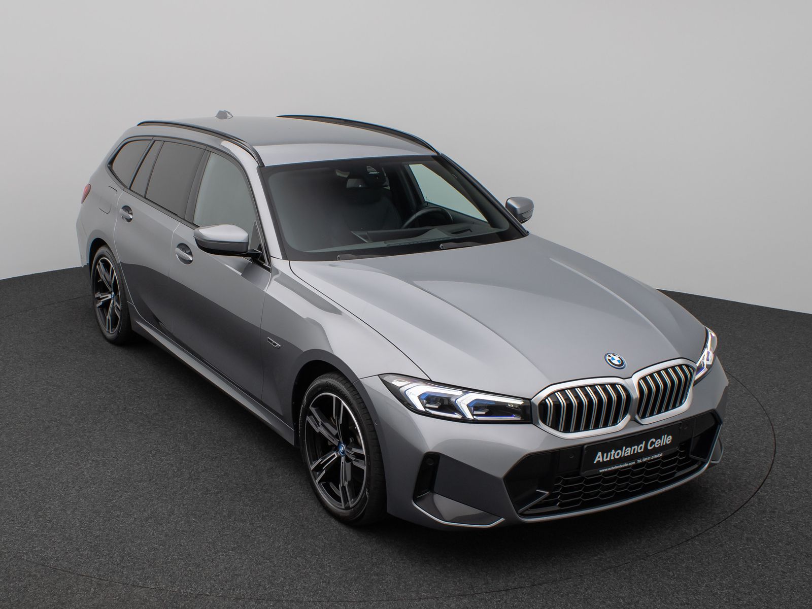 Fahrzeugabbildung BMW 330e xD M Sport Kamera DAB HUD Lenkradheizung