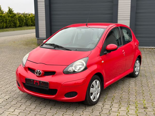 Toyota Aygo 1.0 AYGO Cool Tüv 10/25