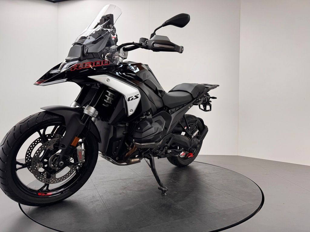 Fahrzeugabbildung BMW R1300 GS *ADAPT. FAHRWERK *3 PAKETE