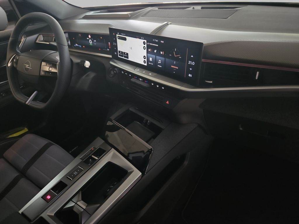 Fahrzeugabbildung Opel Grandland Electric 73kWh Ultimate