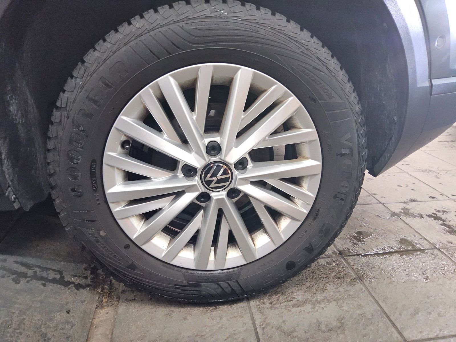 Volkswagen T-Roc 1.0 TSI Life LED DC PDC SHZ DAB+ foto 11