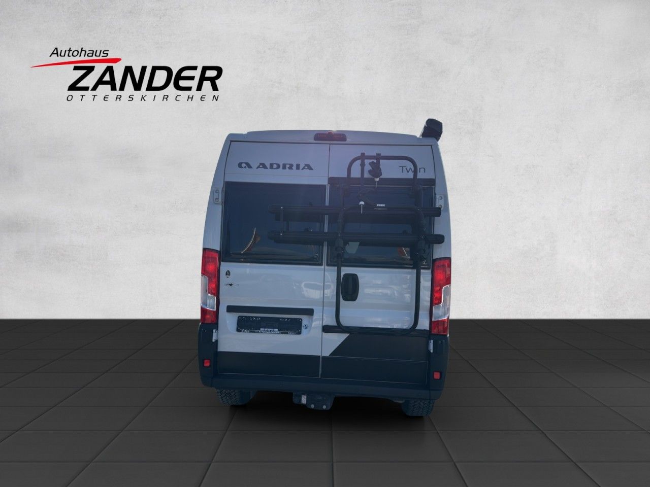 Fahrzeugabbildung Adria Twin 540 - viele Extras - 18 Zoll A/T Bereifung