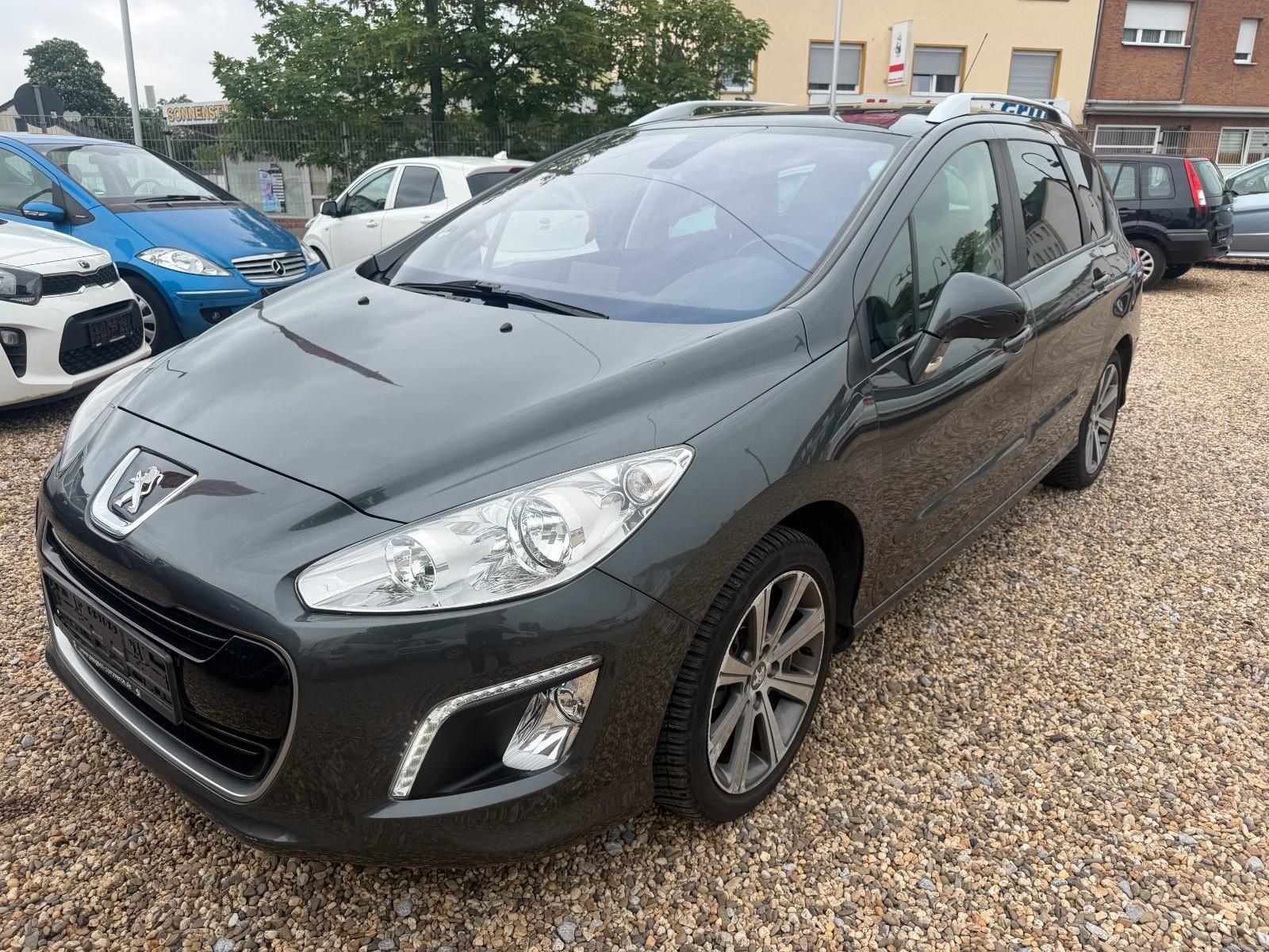 Peugeot 308 SW Style e-HDi Panorama/Navi