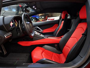 2012 Lamborghini AVENTADOR 照片 4