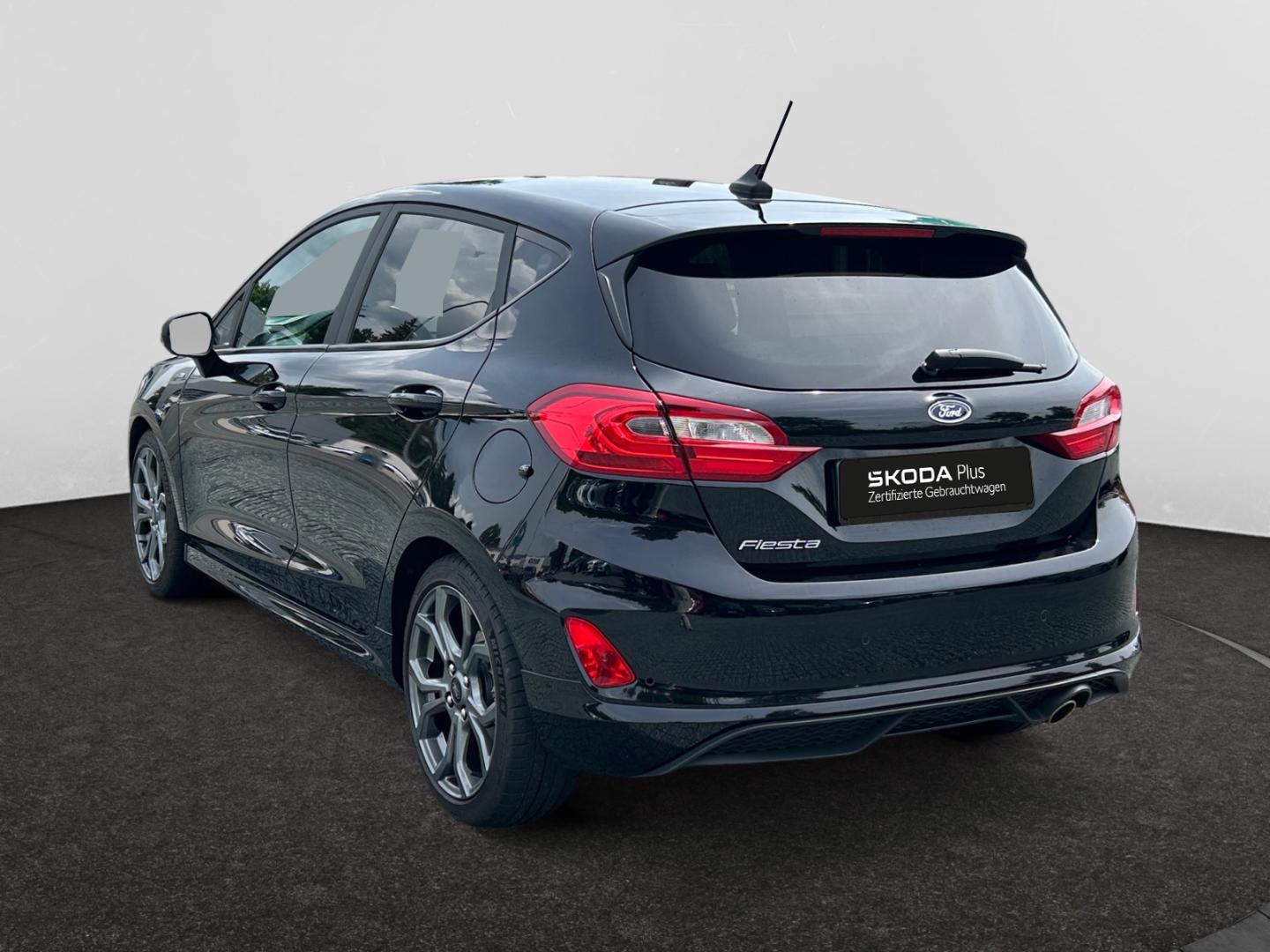 Ford Fiesta ST-Line PANO LED Panoramadach Navi SHZ 8F