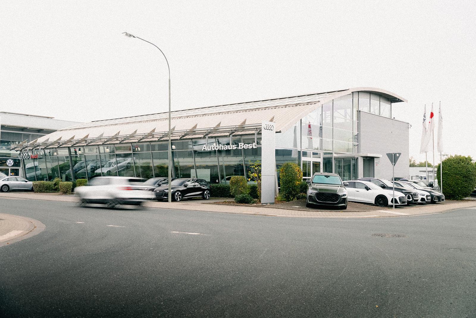 showroom-image-main