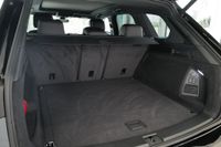 Volkswagen Touareg 3.0TDI 4Motion Leder AHK Pano StdHz 90L 