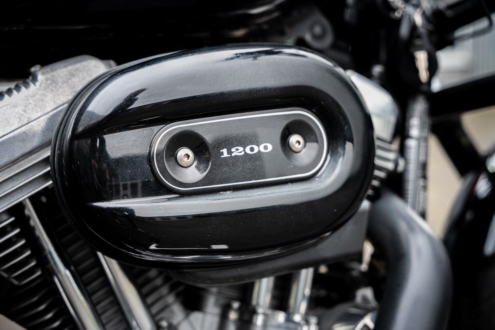 Fahrzeugabbildung Harley-Davidson XL883L SUPERLOW SPORTSTER - VANCE&HINES -