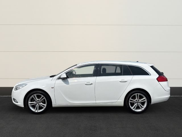 Opel Insignia A Sports Tourer Active Verkauf nur an G
