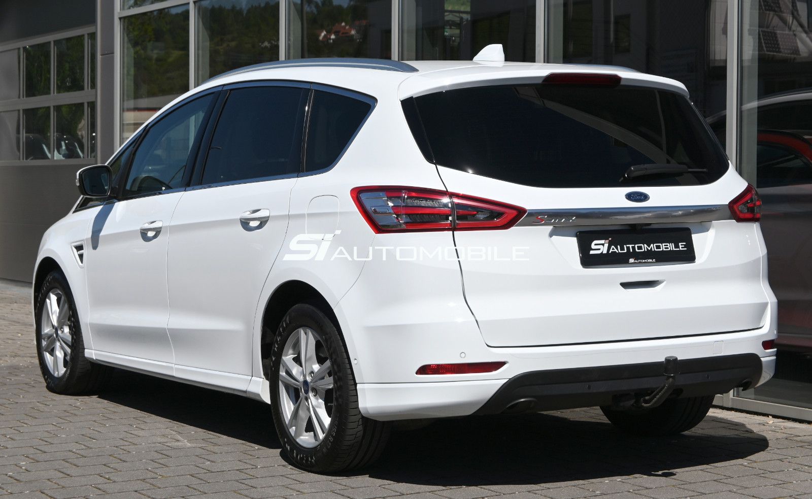 Fahrzeugabbildung Ford S-Max 2.0D EcoBlue Titanium °ACC°AHK°STANDHEIZ°