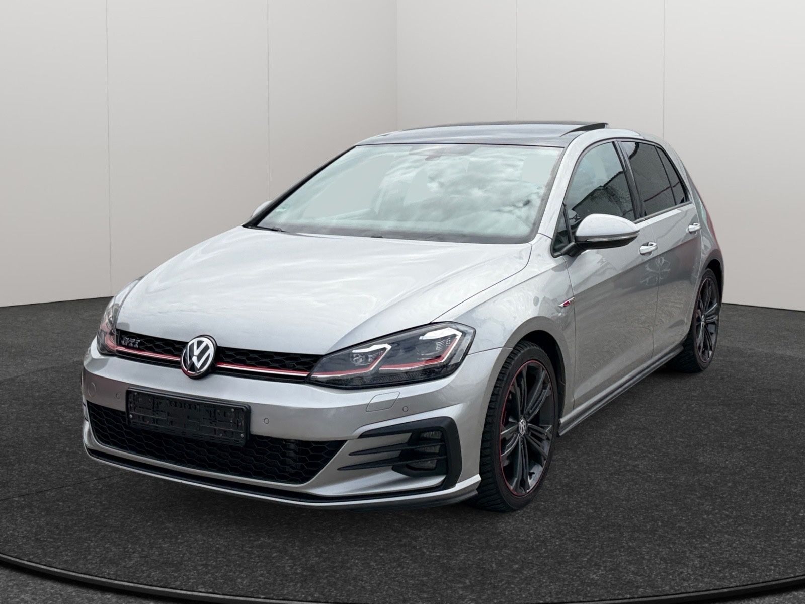Volkswagen Golf VII Lim. GTI BMT Start-Stop PANO foto 3
