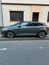 Citroën DS5 HDi 165 SoChic - Citroën DS5 mit Panoramadach